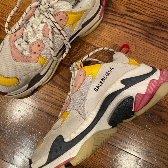Balenciaga Triple S - Picture 6 of 6